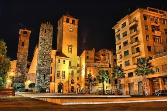 Appartamento Con Ac-Wi-Fi- Centro A 7 Min Savona Buitenkant foto